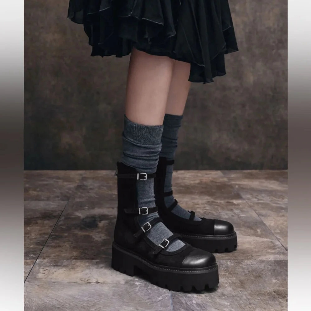 Charles & Keith Black Ankle Boots - Picture 1 of 5